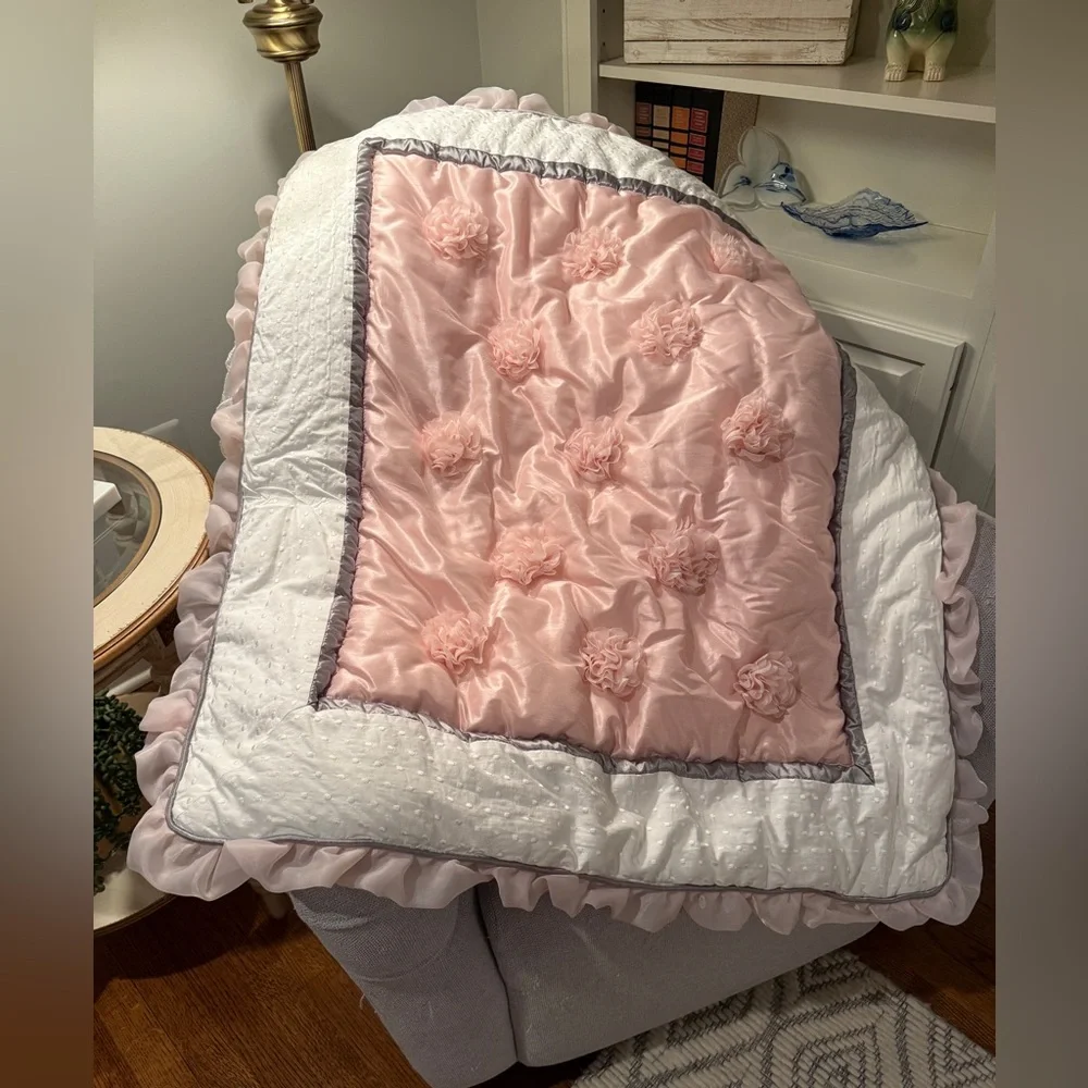 THE PEANUTSHELL ARIANNA PINK ROSES ELEGANT NURSERY BABY CRIB QUILT ONLY